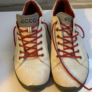 Ecco Biom hybrid golf shoe